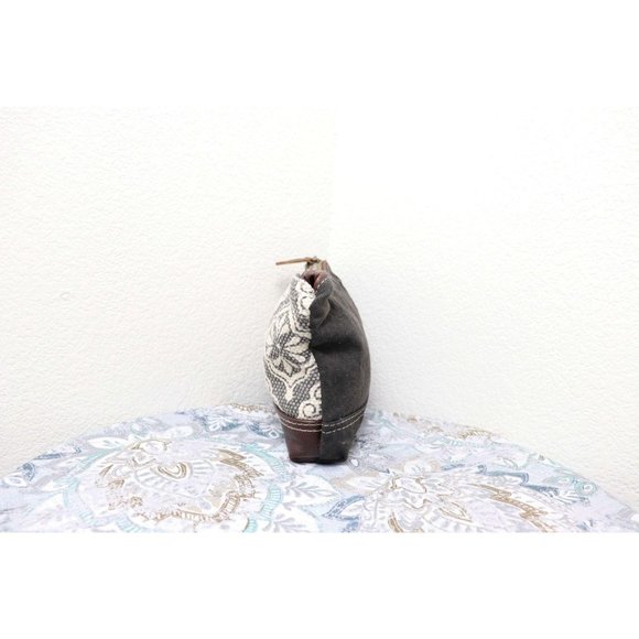 NEW Myra Bag VINTAGE Canvas Wristlet Pouch Makeup - Picture 5 of 10